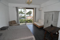 Cannes Rentals, rental apartments and houses in Cannes, France, copyrights John and John Real Estate, picture Ref 007-08