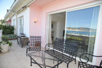 Cannes Rentals, rental apartments and houses in Cannes, France, copyrights John and John Real Estate, picture Ref 042-03