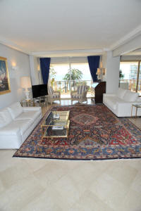 Cannes Rentals, rental apartments and houses in Cannes, France, copyrights John and John Real Estate, picture Ref 047-13