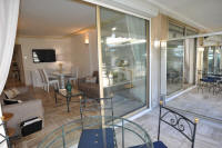 Cannes Rentals, rental apartments and houses in Cannes, France, copyrights John and John Real Estate, picture Ref 071-05