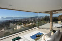 Cannes Rentals, rental apartments and houses in Cannes, France, copyrights John and John Real Estate, picture Ref 084-31