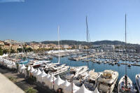 Cannes Rentals, rental apartments and houses in Cannes, France, copyrights John and John Real Estate, picture Ref 109-05