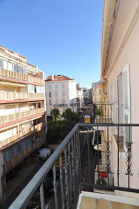 Cannes Rentals, rental apartments and houses in Cannes, France, copyrights John and John Real Estate, picture Ref 130-08