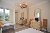 Cannes Rentals, rental apartments and houses in Cannes, France, copyrights John and John Real Estate, picture Ref 142-07