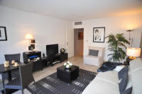 Cannes Rentals, rental apartments and houses in Cannes, France, copyrights John and John Real Estate, picture Ref 227-03