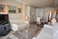 Cannes Rentals, rental apartments and houses in Cannes, France, copyrights John and John Real Estate, picture Ref 408-09