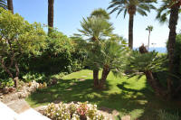 Cannes Rentals, rental apartments and houses in Cannes, France, copyrights John and John Real Estate, picture Ref 411-06