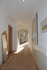 Cannes Rentals, rental apartments and houses in Cannes, France, copyrights John and John Real Estate, picture Ref 421-11