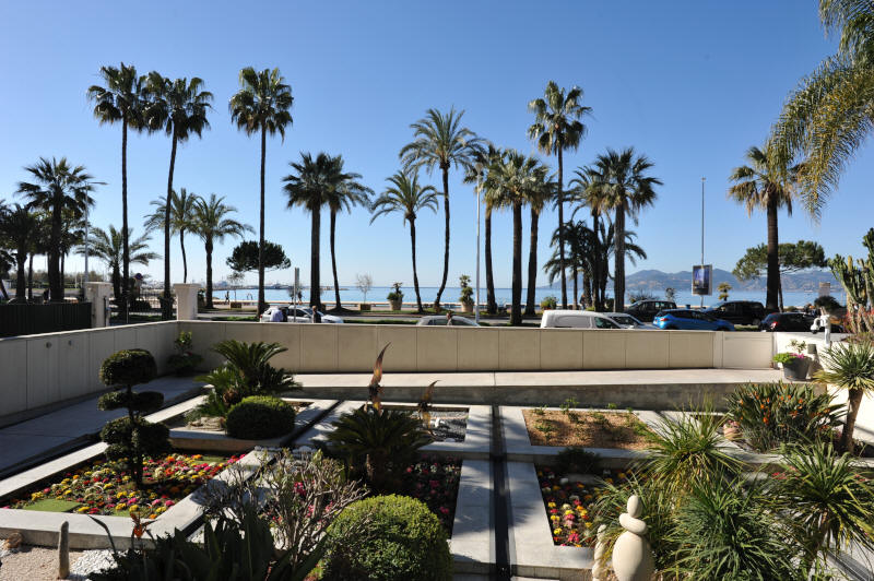 Cannes Rentals, rental apartments and houses in Cannes, France, copyrights John and John Real Estate, picture Ref 434-16